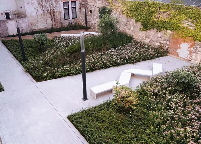 B 202, Apartments In The Heart Of The Jewish Quarter